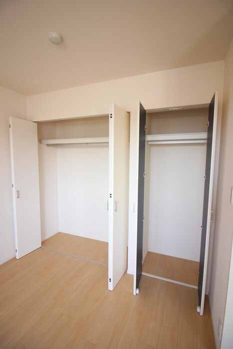 物件内観写真18　(収納)