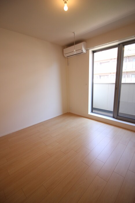 物件内観写真21　(居室)