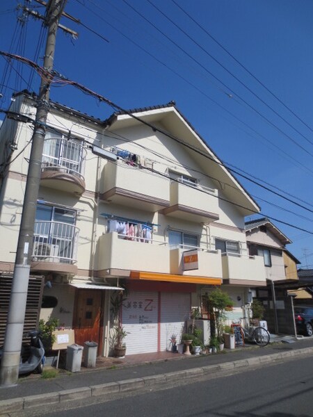 リバティハウス外観写真
