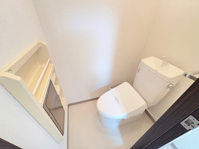 物件内観写真15　(トイレ)