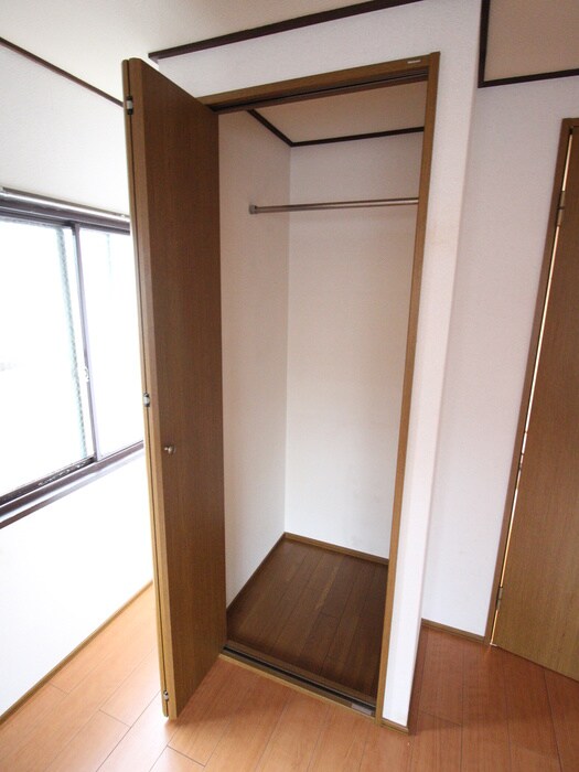 物件内観写真8　(収納)
