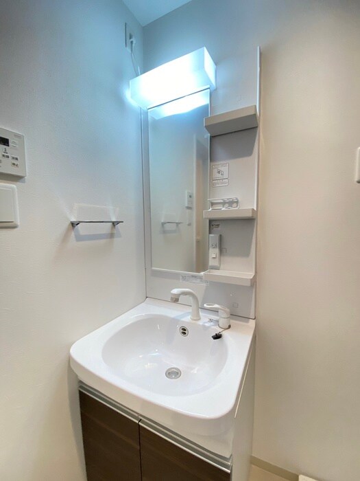 物件内観写真15　(洗面)