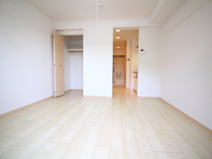 物件内観写真11　(居室)