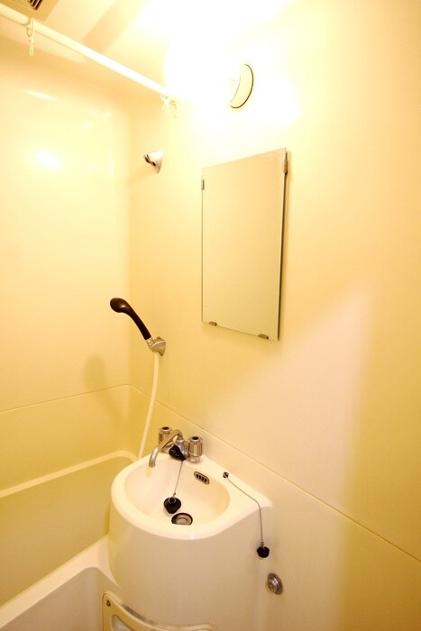 物件内観写真9　(洗面)