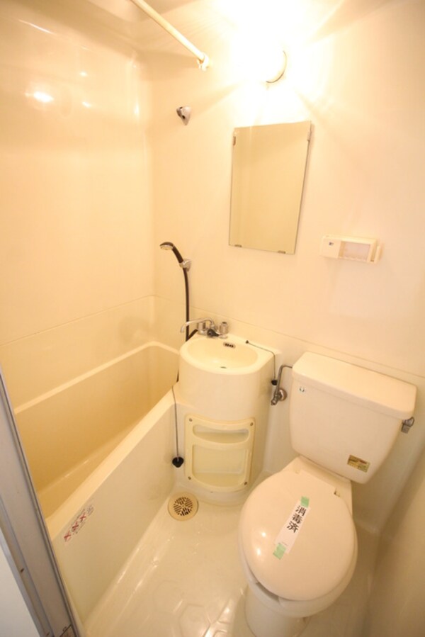 バス／シャワールーム等