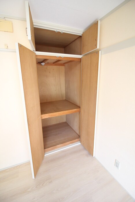 物件内観写真13　(収納)