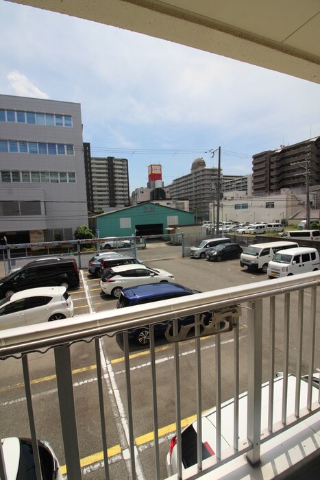 物件内観写真19　(室内からの展望)