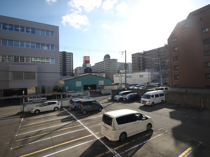 物件内観写真20　(室内からの展望)