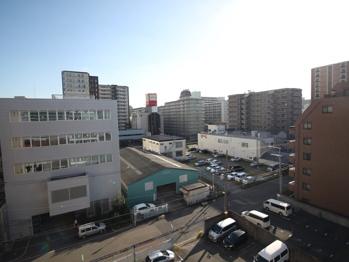 物件内観写真22　(室内からの展望)