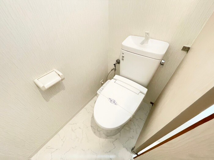 物件内観写真19　(トイレ)