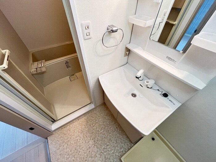 物件内観写真9　(洗面)