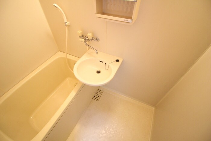 物件内観写真13　(洗面)