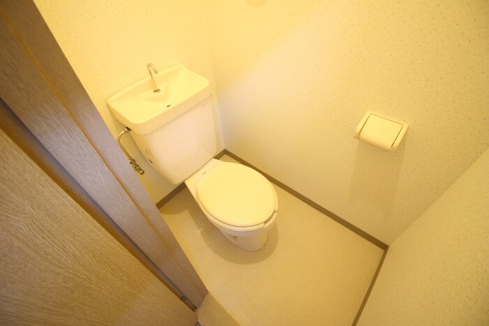 物件内観写真15　(トイレ)