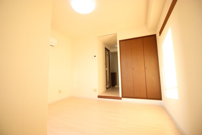 物件内観写真13　(居室)