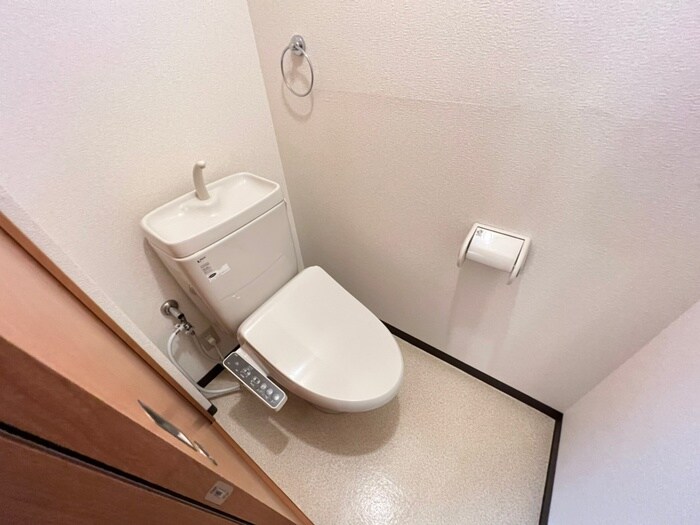 物件内観写真13　(トイレ)