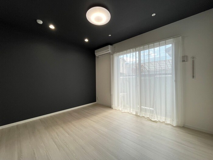 物件内観写真12　(居室)