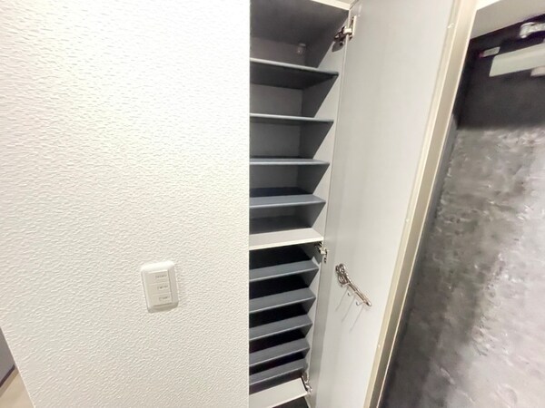 靴箱