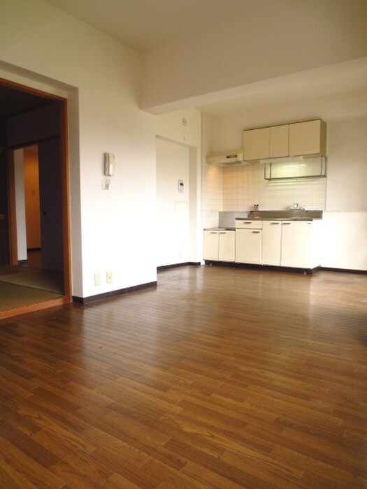 物件内観写真8　(居室)