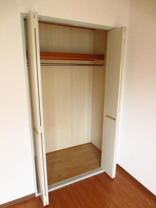 物件内観写真10　(収納)