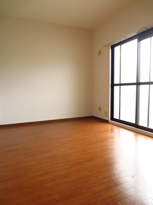 物件内観写真11　(居室)