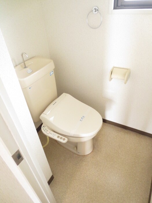 物件内観写真13　(トイレ)