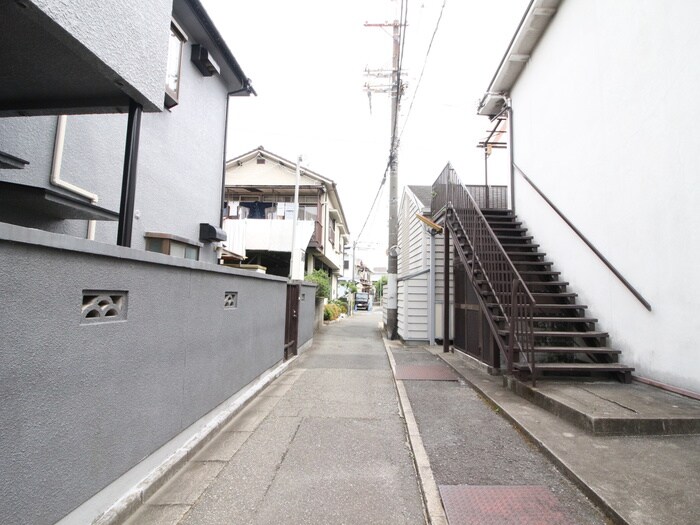 物件外観写真3　(周辺環境)