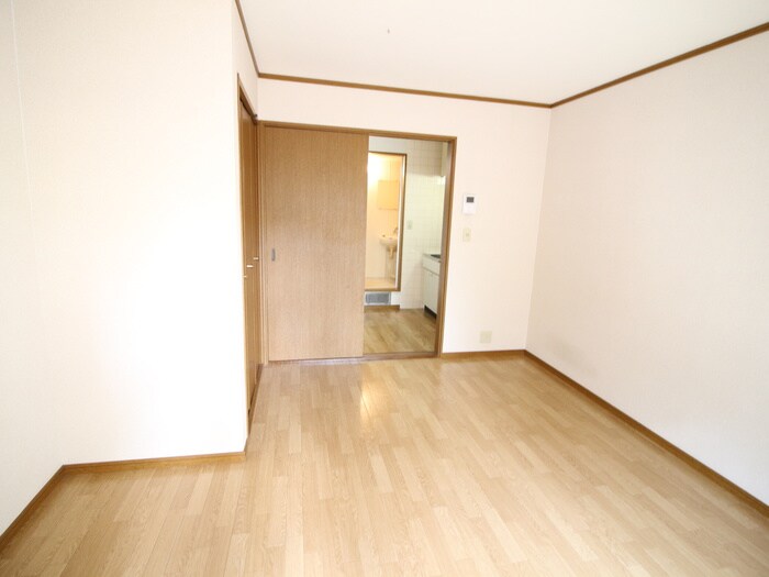 物件内観写真10　(居室)