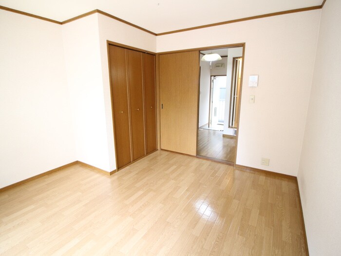 物件内観写真11　(居室)