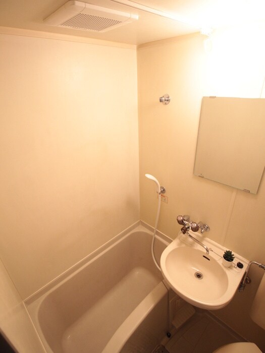 物件内観写真12　(バス／シャワールーム等)