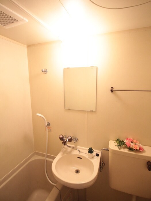 物件内観写真13　(洗面)