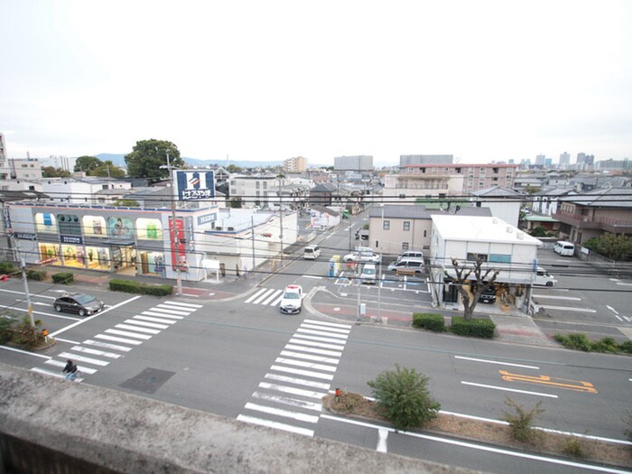 物件内観写真15　(室内からの展望)