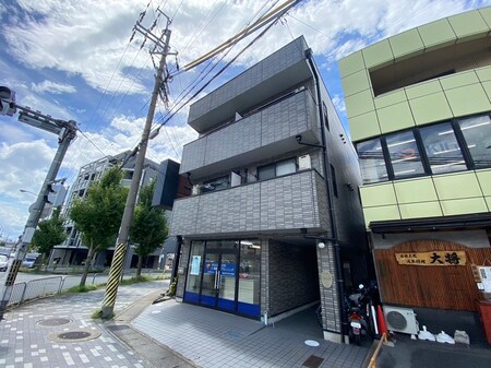 アンプルール　フェール　勧修外観写真