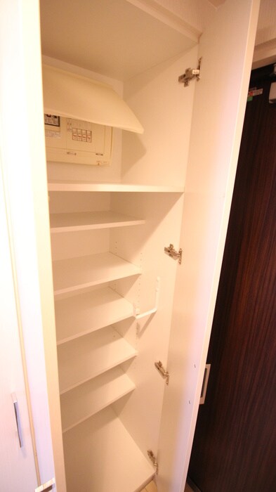 物件内観写真8　(靴箱)