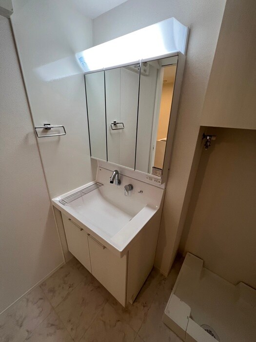 物件内観写真10　(洗面)