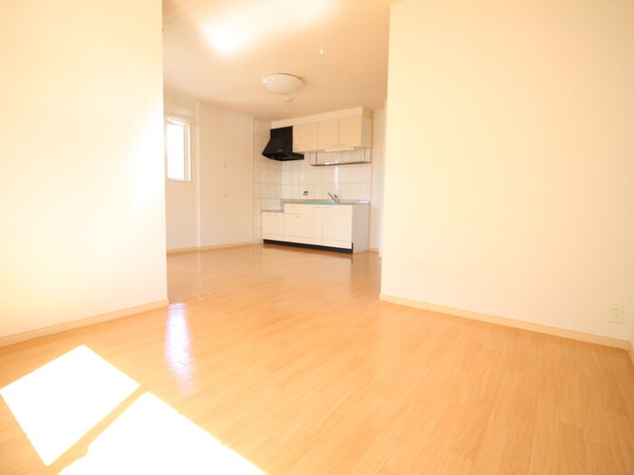 物件内観写真8　(居室)