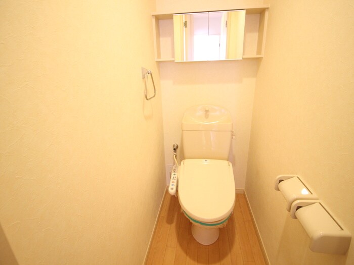 物件内観写真12　(トイレ)