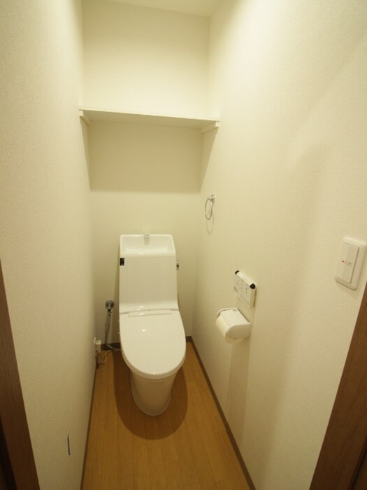 物件内観写真12　(トイレ)