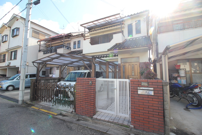 羽曳野市樫山貸家