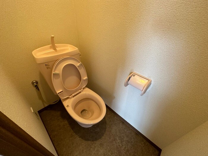 物件内観写真10　(トイレ)