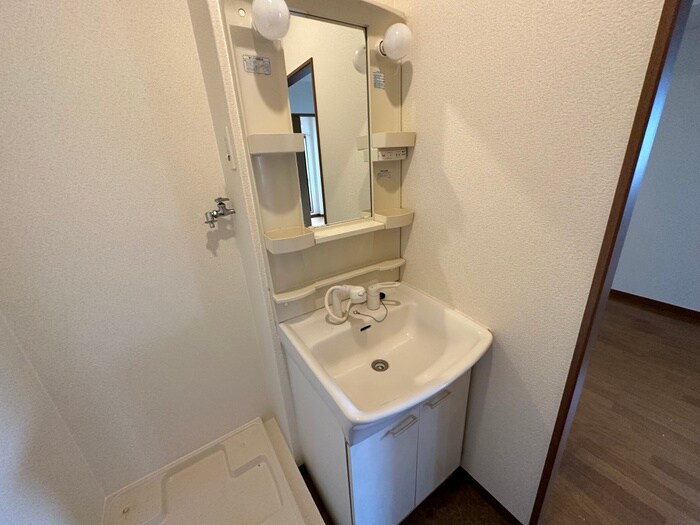 物件内観写真11　(洗面)