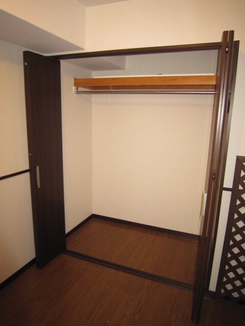 物件内観写真9　(収納)