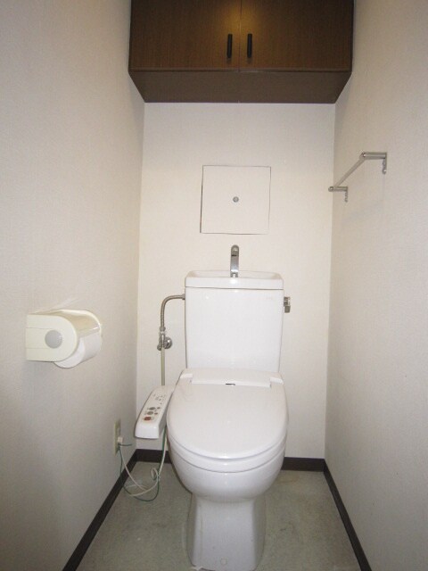 物件内観写真11　(トイレ)