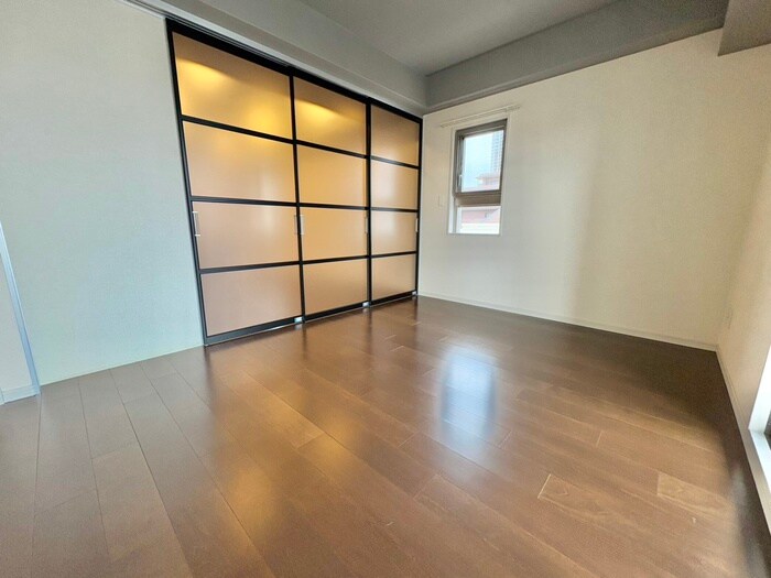 物件内観写真10　(居室)