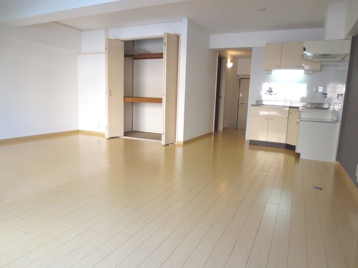 物件内観写真6　(内観写真)