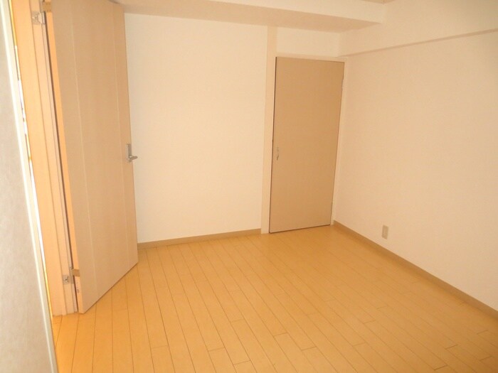 物件内観写真10　(内観写真)