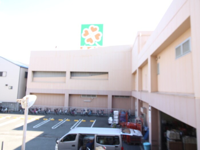 物件内観写真17　(室内からの展望)