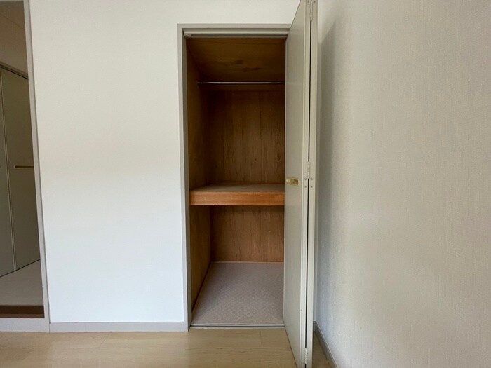 物件内観写真11　(収納)
