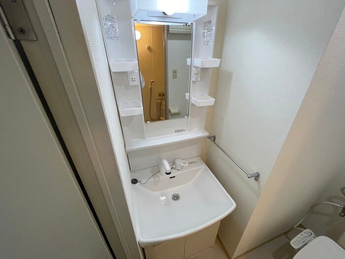 物件内観写真13　(洗面)