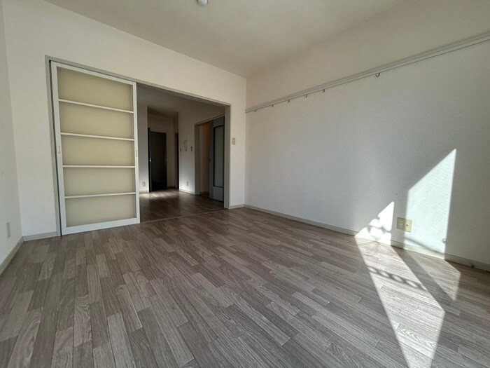 物件内観写真8　(居室)