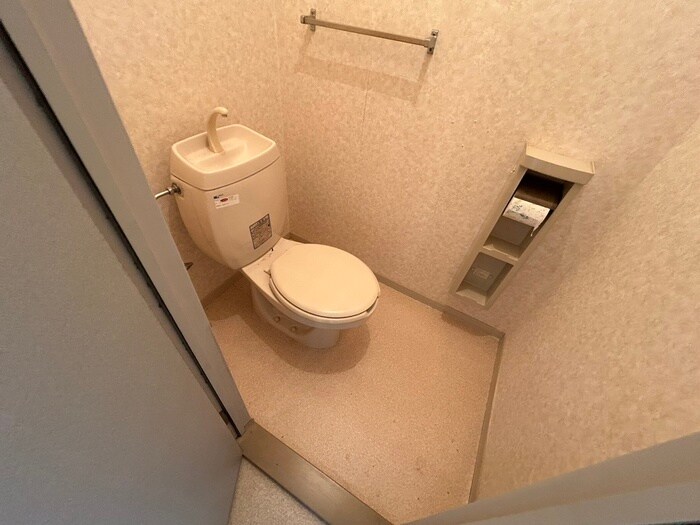 物件内観写真12　(トイレ)